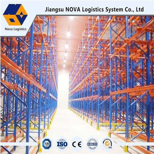 Estantería para paletas autoconectadas de alta densidad de Nova Logistics
